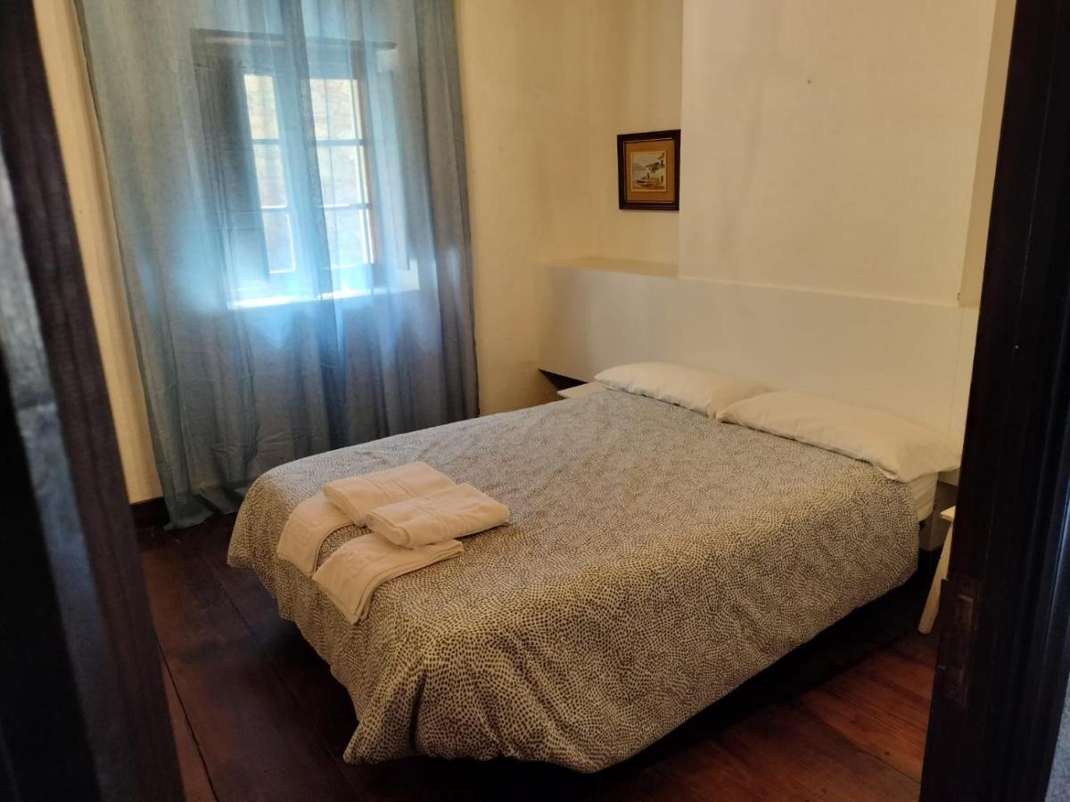 Albergue Camino Y Leyenda Trabadelo ภายนอก รูปภาพ